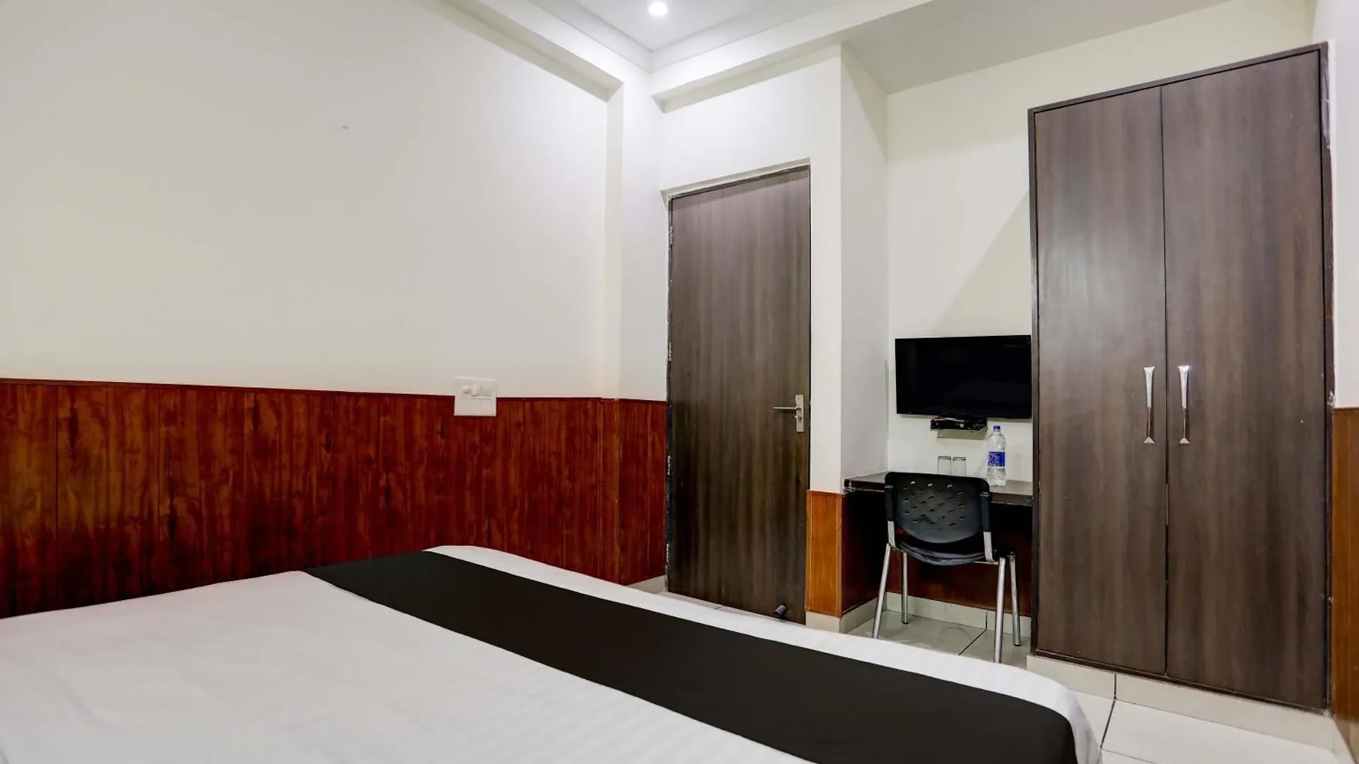 Hotel O Imperial Medicity Gurgaon