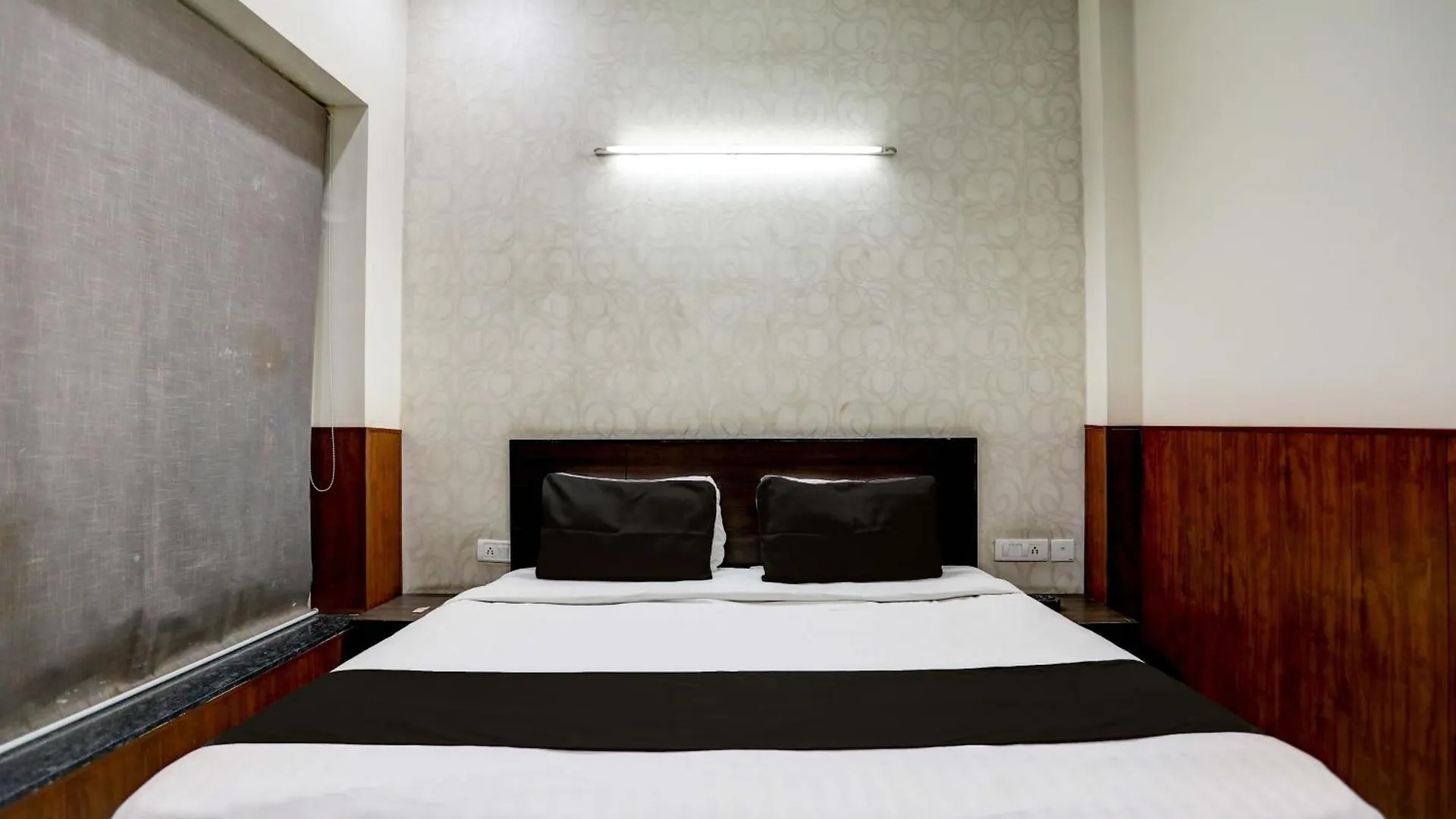 Hotel O Imperial Medicity Gurgaon India