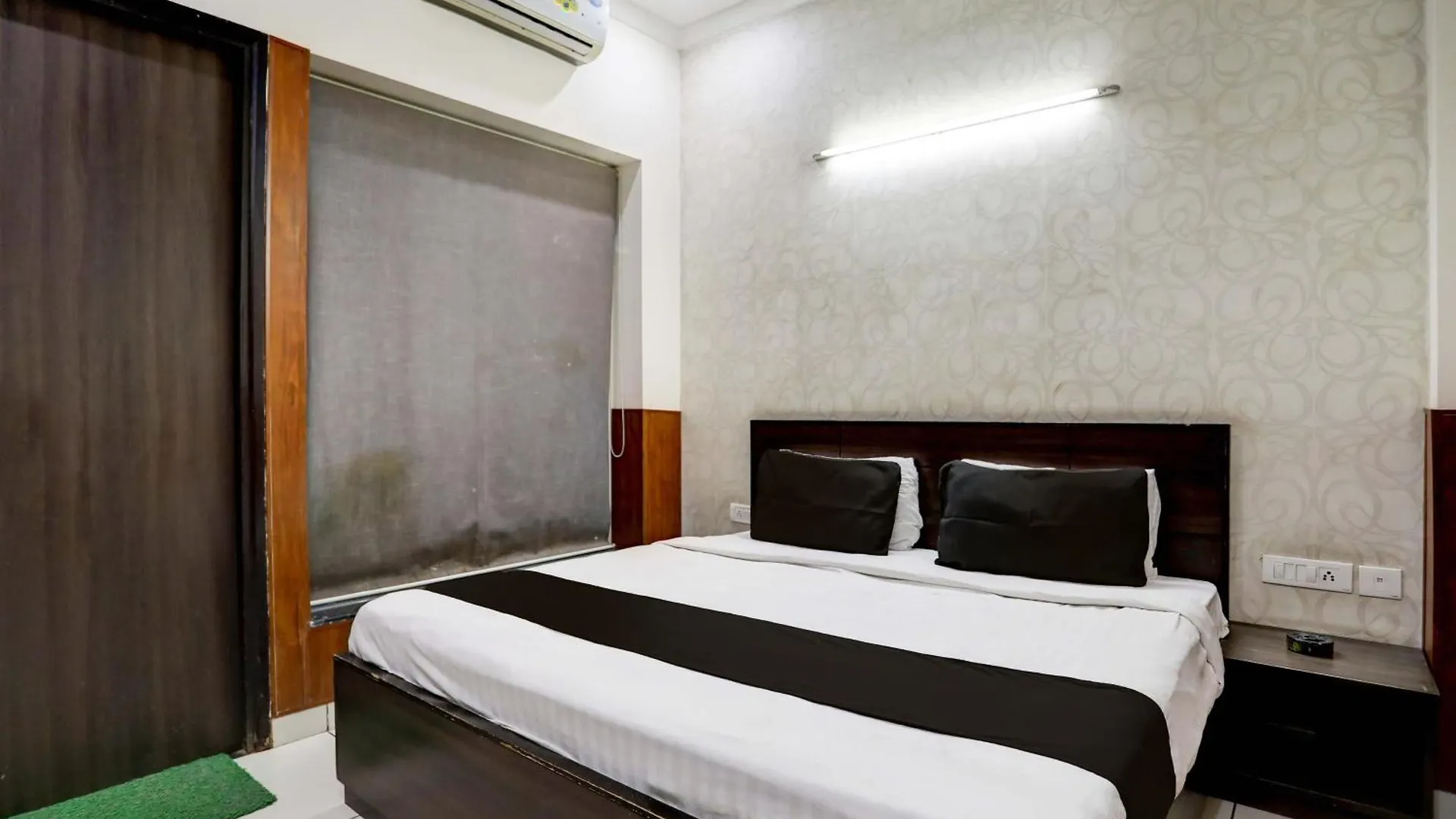 Hotel O Imperial Medicity Gurgaon