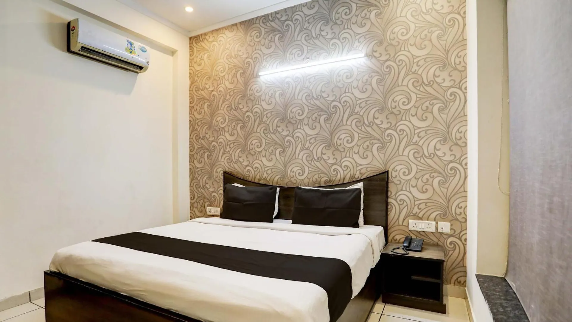 Hotel O Imperial Medicity Gurgaon